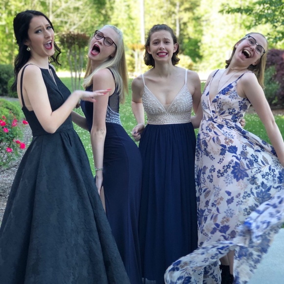 Meet your Posher, Haley - Picture 8 of 15